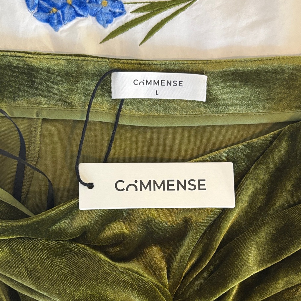 Elegant Olive Green Velvet Skirt size L - Picture 7 of 7